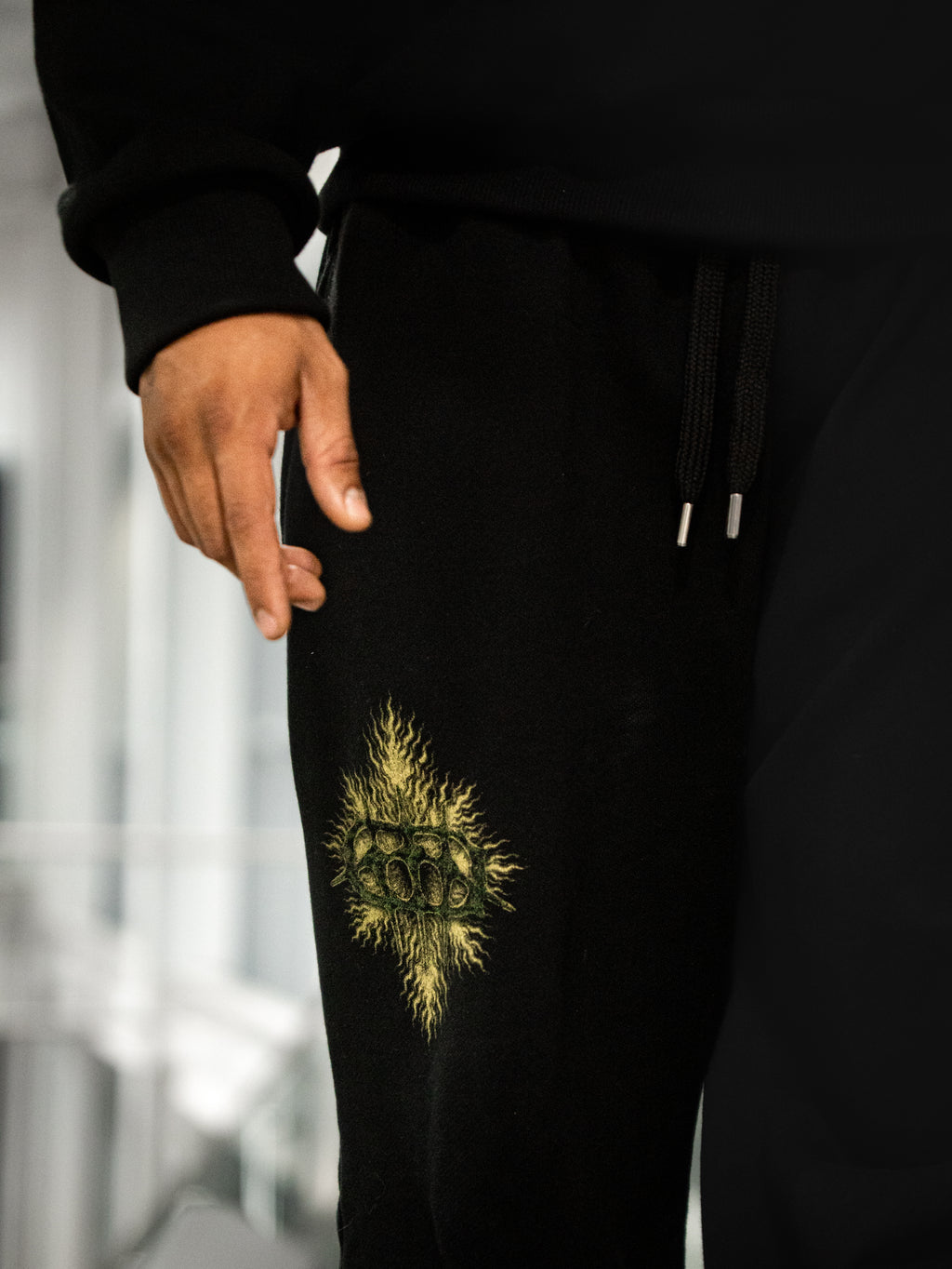 SWEATPANT / SIGNUM CORDIS♱